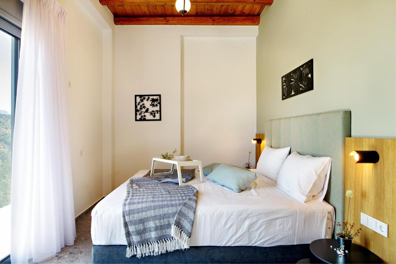 Almond Cottage With A Sea View Above Plakias Esterno foto